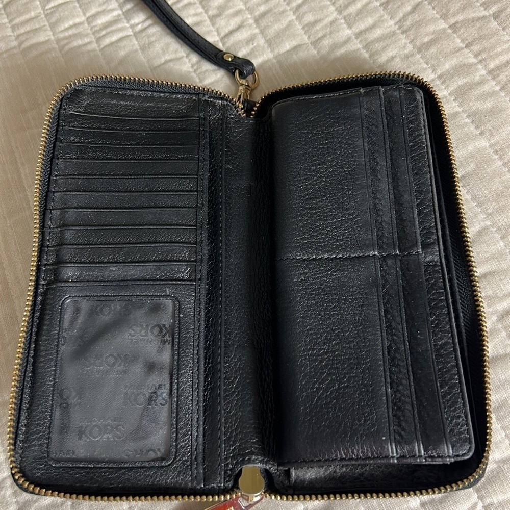 Michael Kors Black Leather Clutch Wallet - Picture 5 of 12